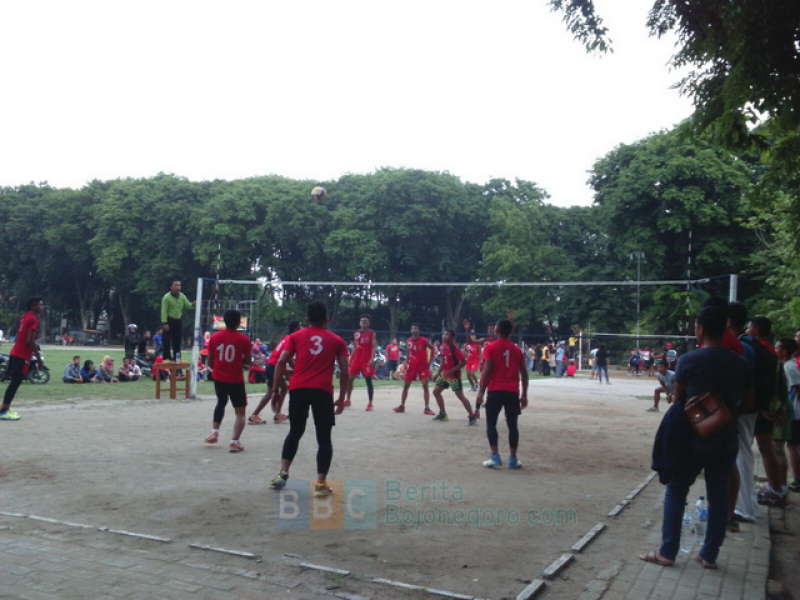 Tim Voli Kecamatan Balen Rebut Juara Pertama 