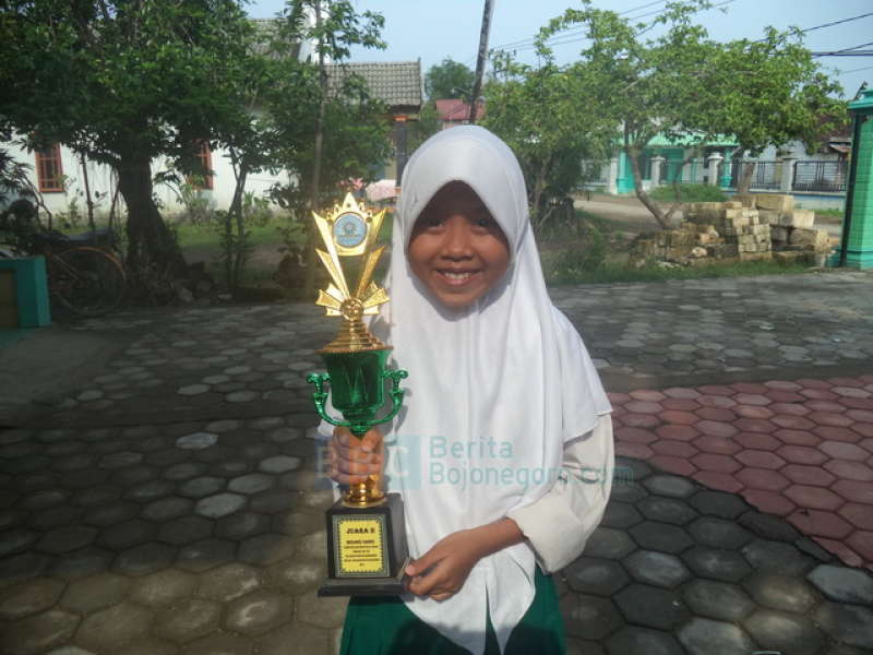 Saya Suka Karate, Tapi Saya Lebih Cinta Ibu