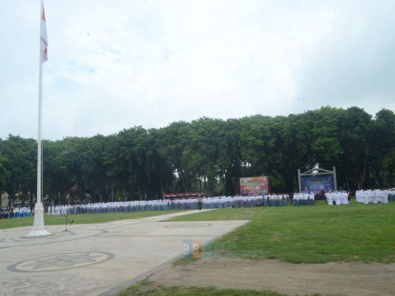 Diikuti 6.000 Pelajar dan Disuguhi Orasi Teatrikal Lantas