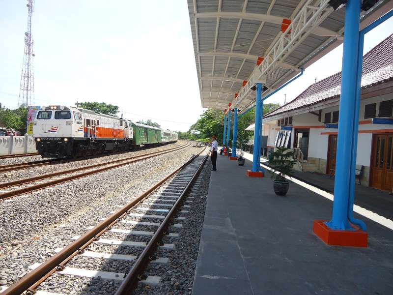 Liburan Natal, Tiket KA Kelas Ekonomi Ludes Terjual