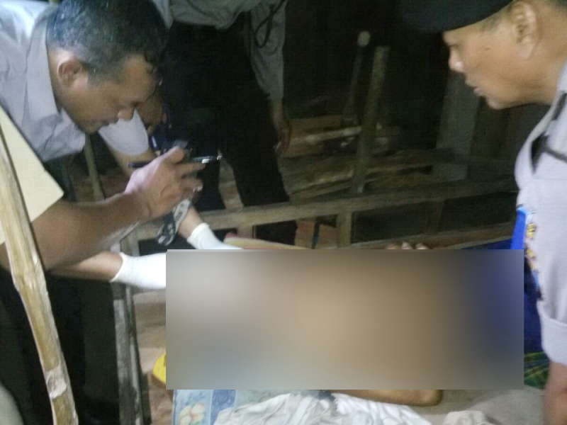 Karena Depresi, Seorang Kakek Nekat Gantung Diri