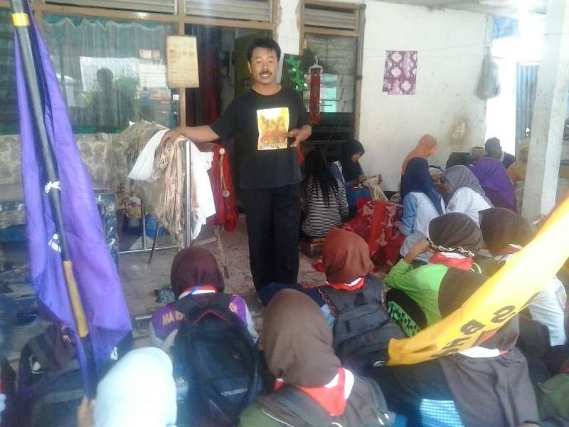 DKR Kunjungi Kerajinan Batik di Balen 