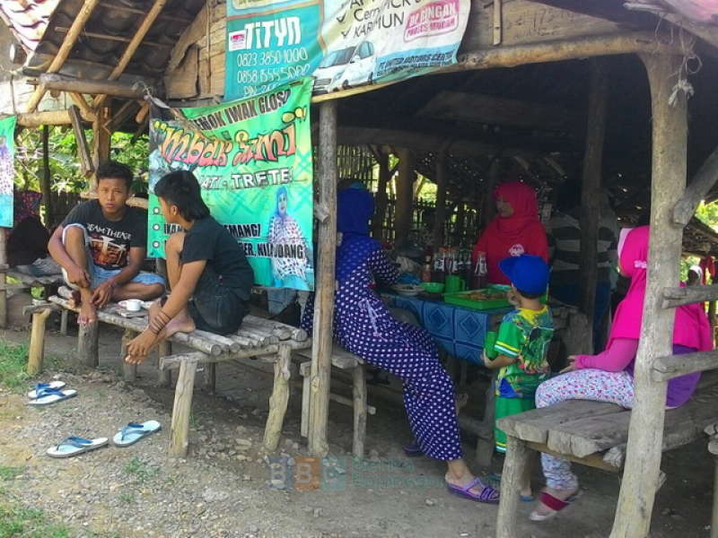 Warung Semok yang Menggoyang Lidah