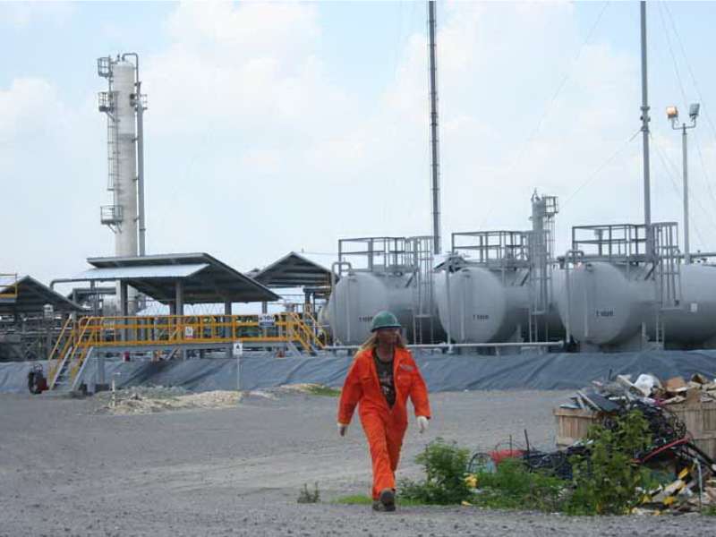 Warga Mojodelik Hirup Bau Gas Tak Sedap