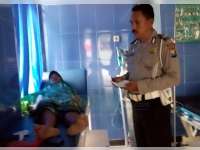 Motor Tabrak Motor, Satu Pengendara Lengan Kanannya Terkilir