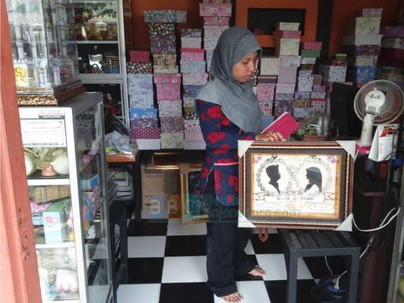 Menjelang Musim Nikah, Toko Souvenir Banjir Order 