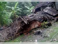 Angin Kencang, Satu Rumah di Baureno Roboh