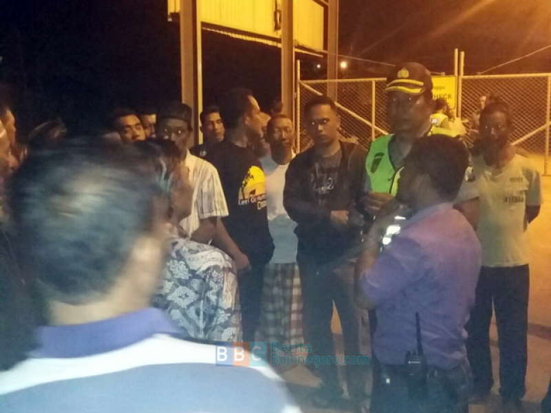 Flare Dinyalakan Lagi, Warga Desa Ngampel Protes