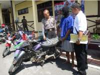 Tersangka EW Spesialis Curanmor, Tersangka S Ahli Merampas