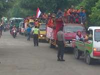 Sopir dan Kenek Truk Tangki Rekanan TWU Unjuk Rasa di Blok Cepu