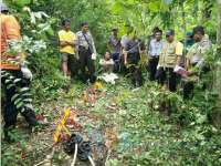 Penemuan Mayat di Tengah Hutan Kedungadem