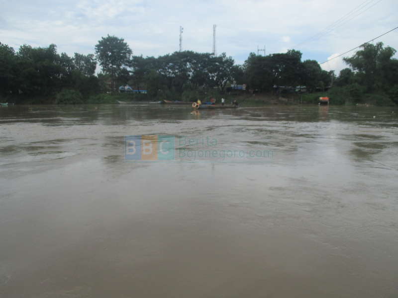 Meski Bengawan Solo Terus Naik, Bojonegoro Masih Dibawah Siaga