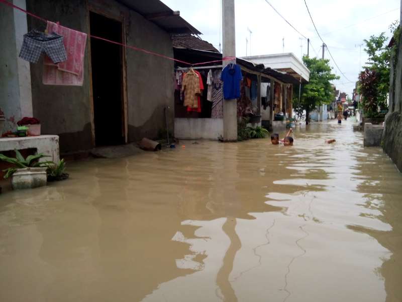 Warga Ledok Wetan Akrab dengan Banjir Luapan Bengawan Solo