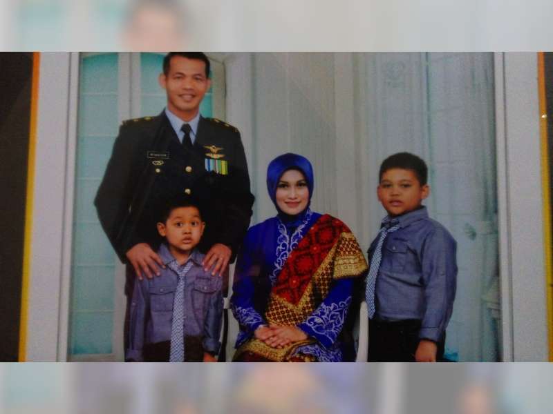Orang Tua Mayor Penerbang Ivy Safatillah Pasrah 