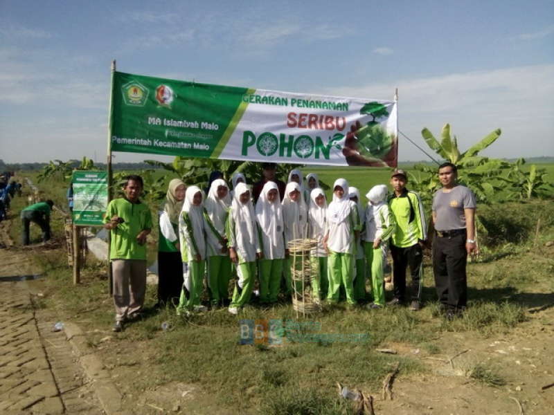 Ganti Perayaan Valentine Day dengan Gerakan Menanam Pohon