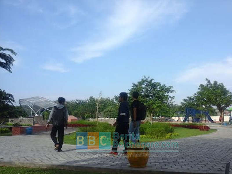 Pemkab Segera Lanjutkan Pembangunan Taman Rajekwesi