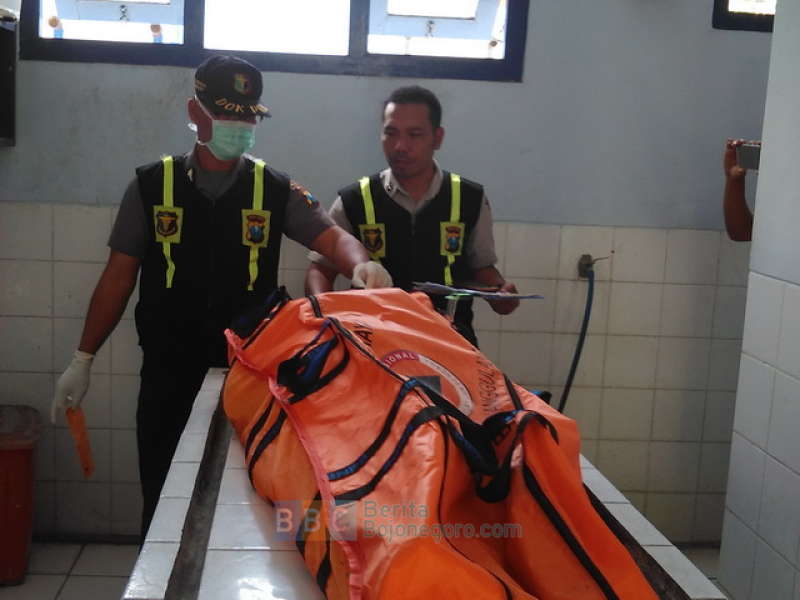 Jenazah Waginem Sudah Dibawa Pulang Keluarganya ke Sragen