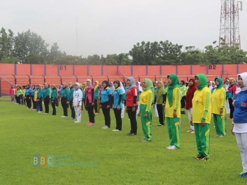 Perwosi Lakukan Persiapan Senam Massal untuk Pecahkan Rekor MURI