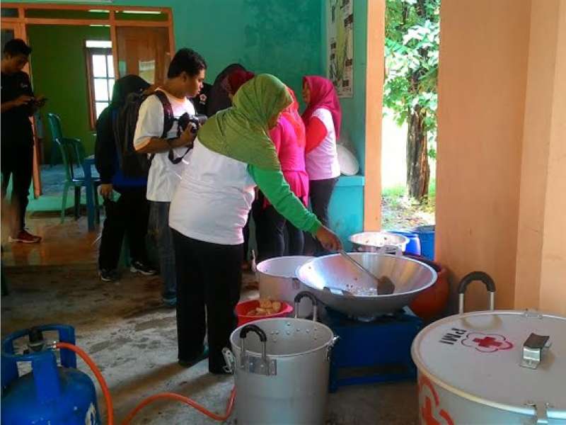 Uji Coba Dapur Darurat Bencana, PMI Masak 500 Bungkus Nasi Dalam 120 Menit