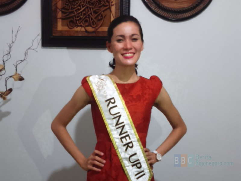 Berobsesi Menjadi Wanita Karir yang Sukses