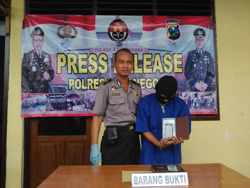 Polisi Bekuk Pencuri Handphone Lintas Daerah 