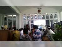 Salat Gerhana Matahari di Masjid At Taqwa Diikuti Ratusan Jamaah
