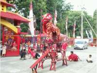 Barongsai Semarakkan Ultah TITD Hok Swie Bio 