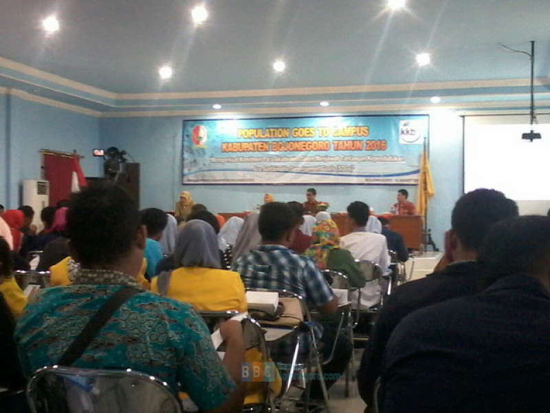 Mahasiswa Diminta Lebih Peduli pada Kualitas Kependudukan