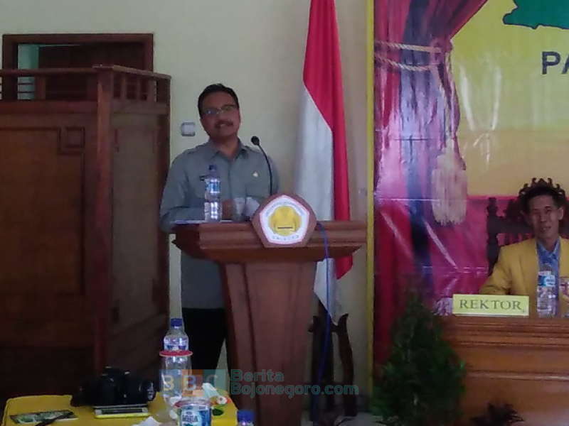 Gus Ipul Ajak Perguruan Tinggi Mengatasi Problem Kemiskinan