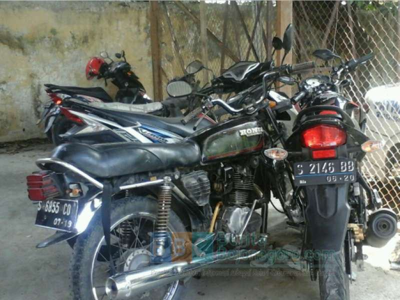 CBR Tubruk GL Max, 4 Orang Luka-Luka