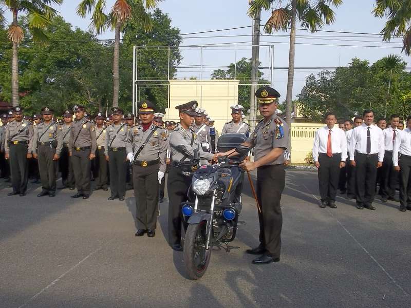 Kapolres Serahkan Kendaraan Bhabinkamtibmas 