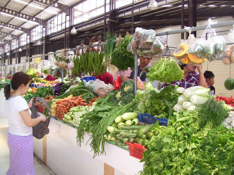 Perizinan Pasar Modern Ngampel Belum Beres 