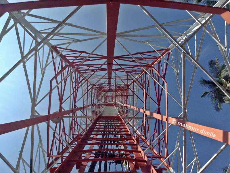 Ratusan Tower di Bojonegoro Masih Ilegal