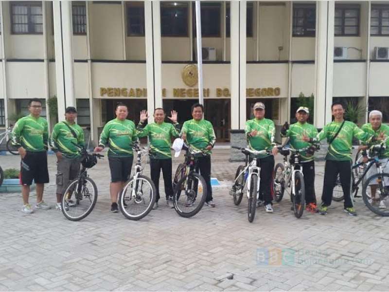 Bantu Kenalkan Wisata Bojonegoro Pada Indonesia