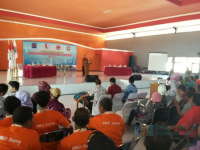 Agar Diangkat PNS, Guru Honorer Harus Bangkit dan Bersatu