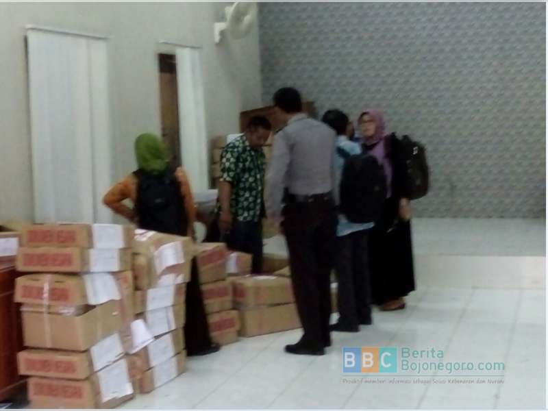 276 Box Naskah Unas Mulai Didistribusikan Hari Ini