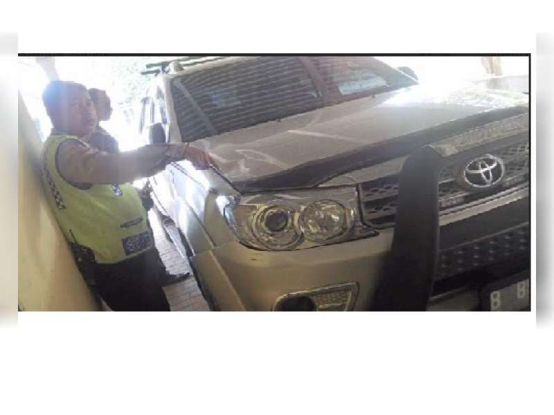 Kabur Setelah Tabrak Penyeberang Jalan, Pengemudi Fortuner Ditangkap Polisi