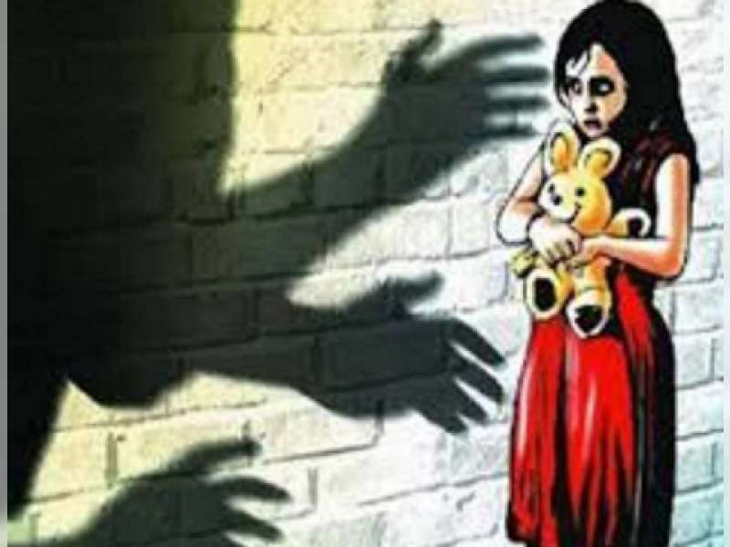 Remaja Perlu Batasi Kontak Fisik dengan Lawan Jenis