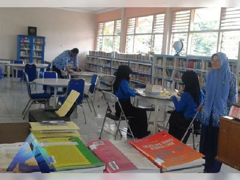 Pengunjung  Perpustakaan Bojonegoro Terus Meningkat
