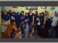 Kampung Ilmu Buka Kelas Conversation Bareng Bridget Ginty