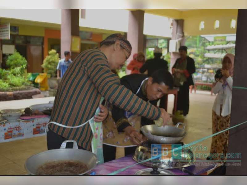 Hari Kartini Juga Dirayakan Kaum Lelaki