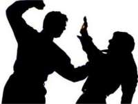 Gara-Gara Status Facebook, Warga Balen Babak Belur Dikeroyok Tetangganya