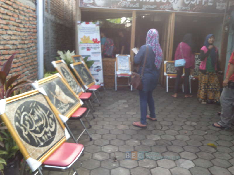 Lukisan dari Cangkang Telur