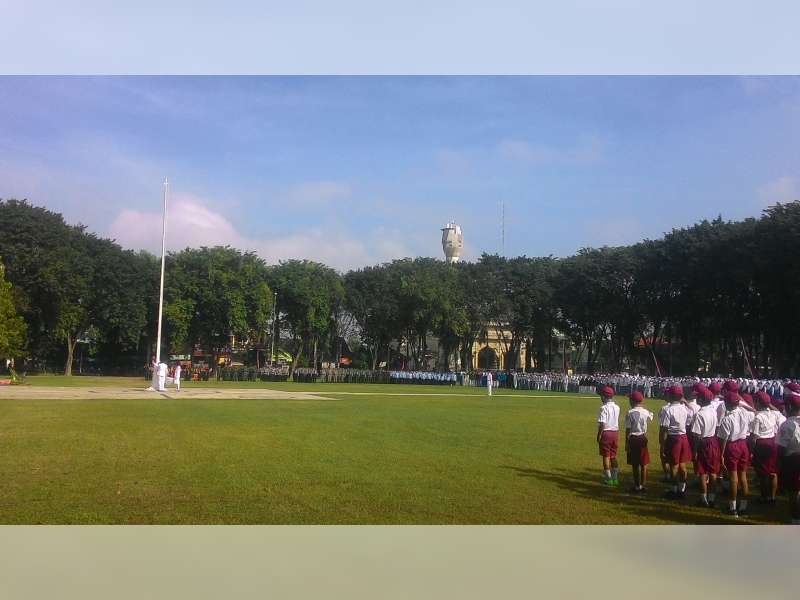 Upacara Hardiknas, Bendera Merah Putih Tidak Bisa Berkibar