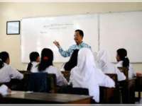 Tahun Depan, 963 Guru SMA dan SMK Ikut Pengelolaan Pemprov 