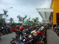 Libur Panjang, Pusat Perbelanjaan Menjadi Tempat Alternatif Berwisata