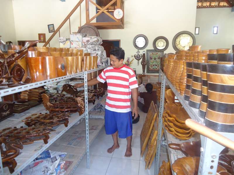 Geliat Mulai Dirasakan Perajin Kayu Kasiman