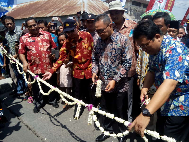 Kang Yoto : Tidak Mudah Ambil Kebijakan Bangun Jembatan Padangan - Kasiman