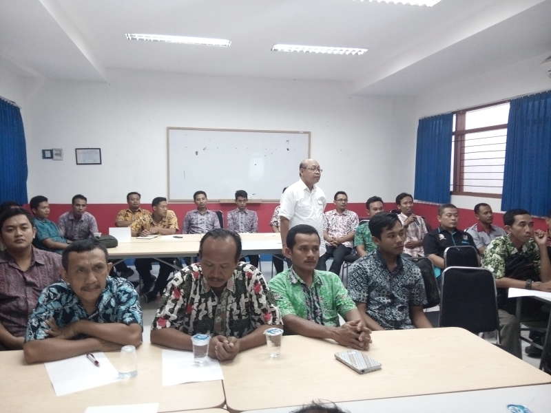 54 Guru Ikuti Lokakarya Kepala Bengkel Tingkat SMK