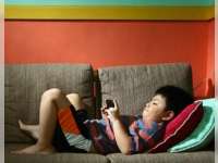 Menjadi Orang Tua di Era Darurat Gadget